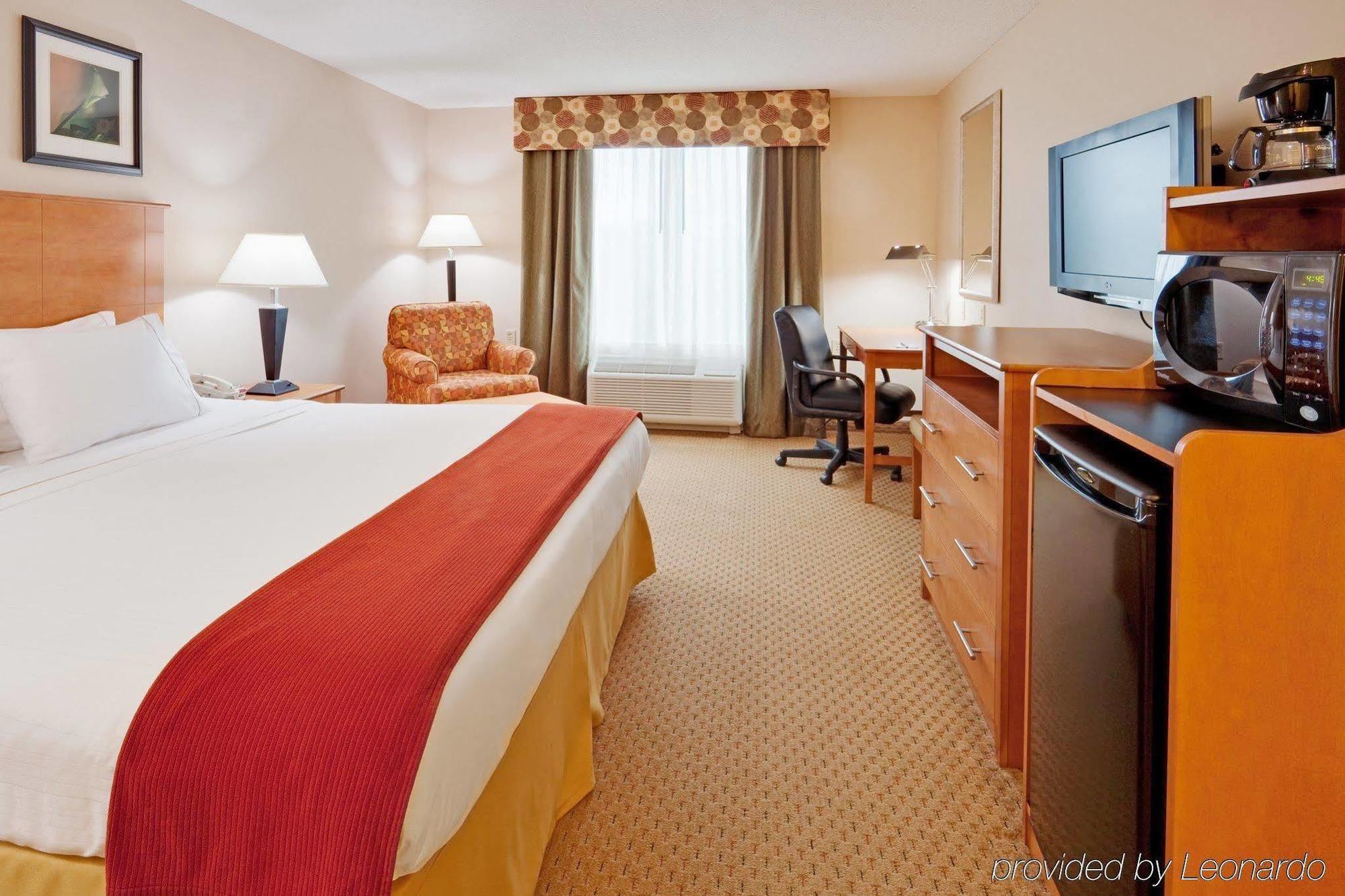 Holiday Inn Express Hotel & Suites Bethlehem, An Ihg Hotel Экстерьер фото